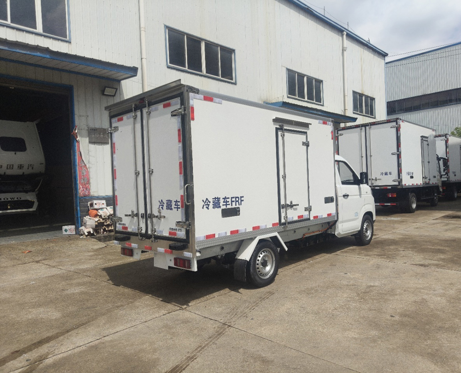 奇瑞開瑞X5純電動(dòng)冷藏車50.38度電EV圖片4